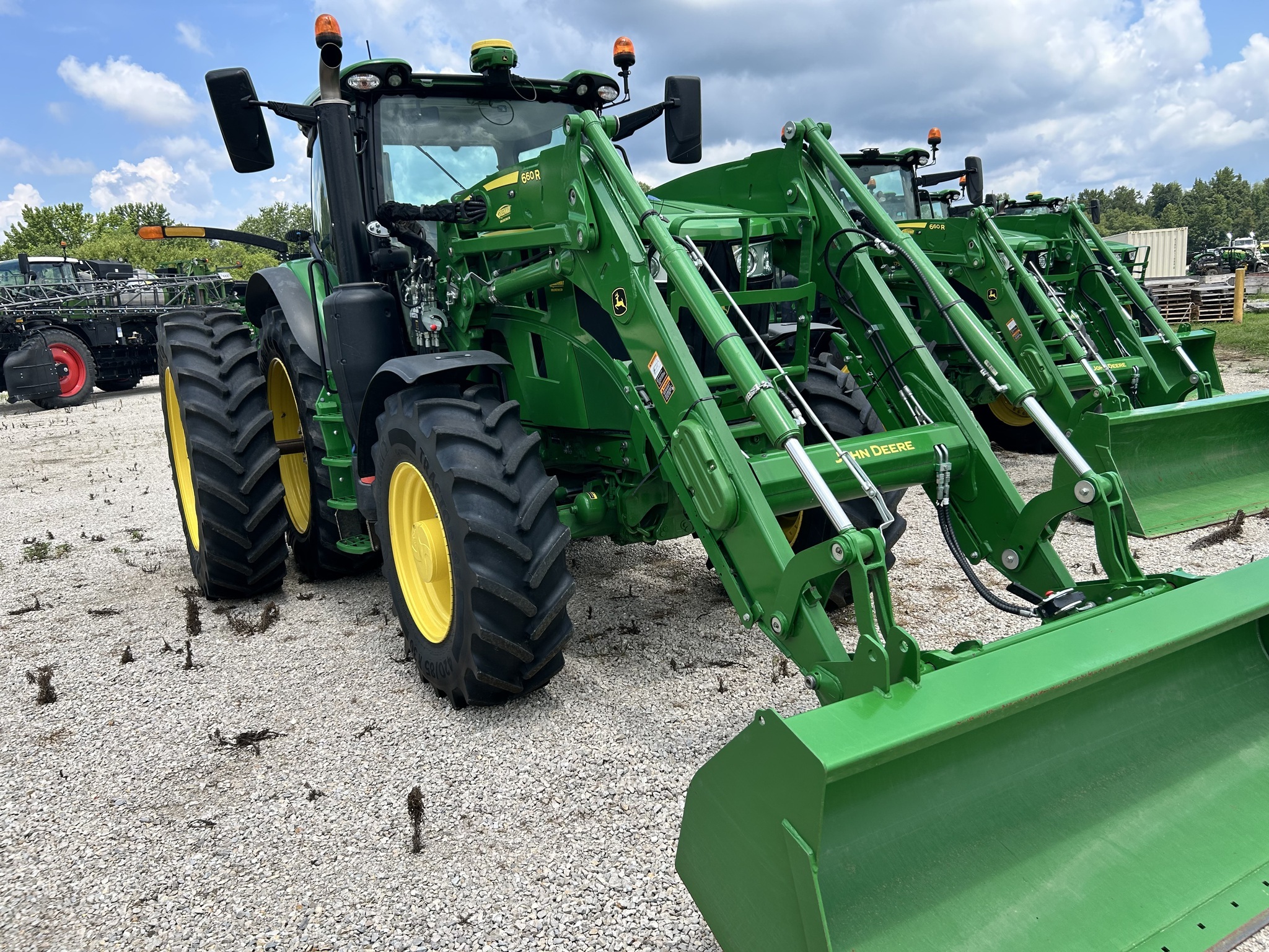 2025 John Deere 6R 215 Tractor