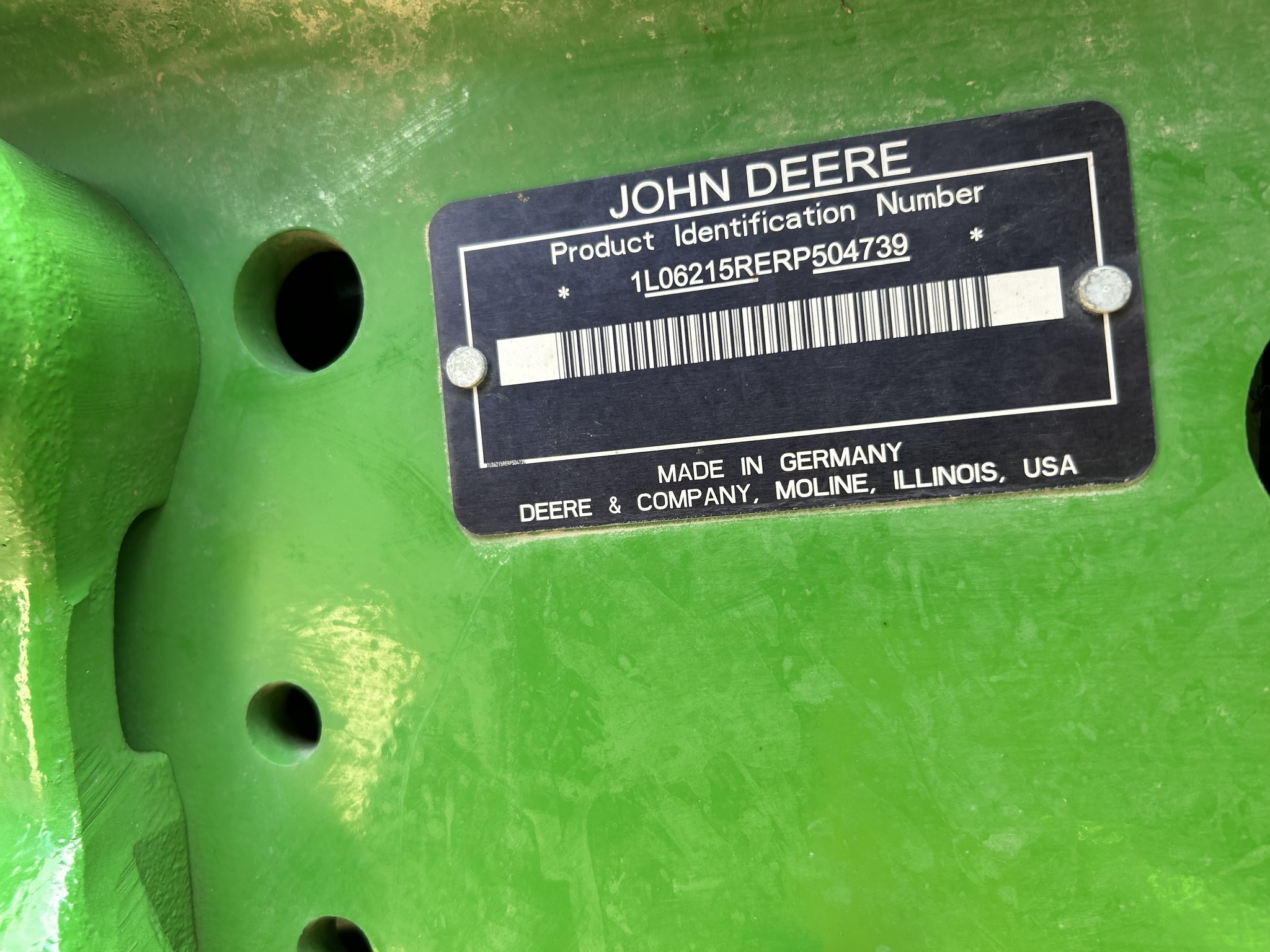 2025 John Deere 6R 215 Tractor