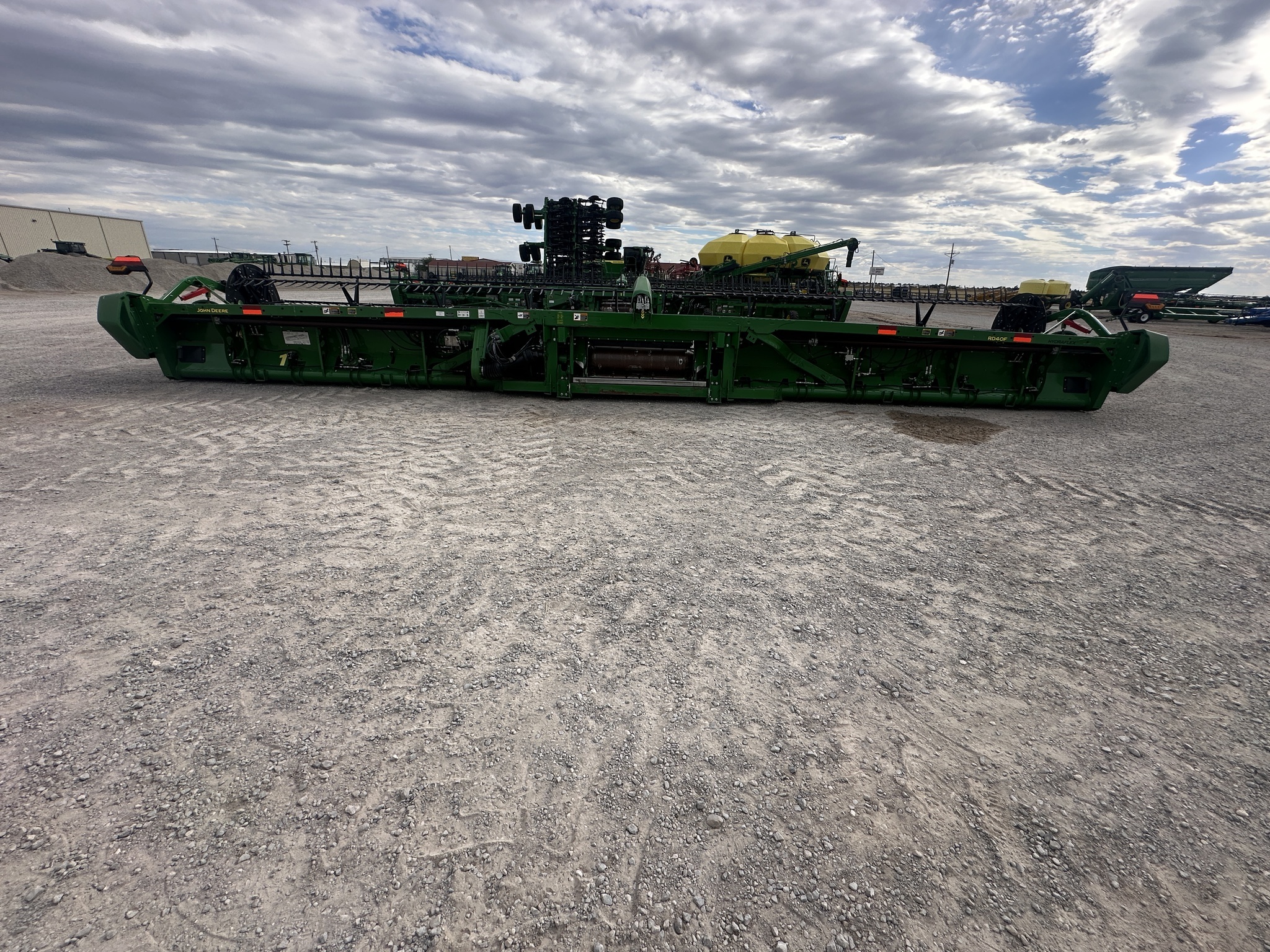 2023 John Deere RD40F Platform