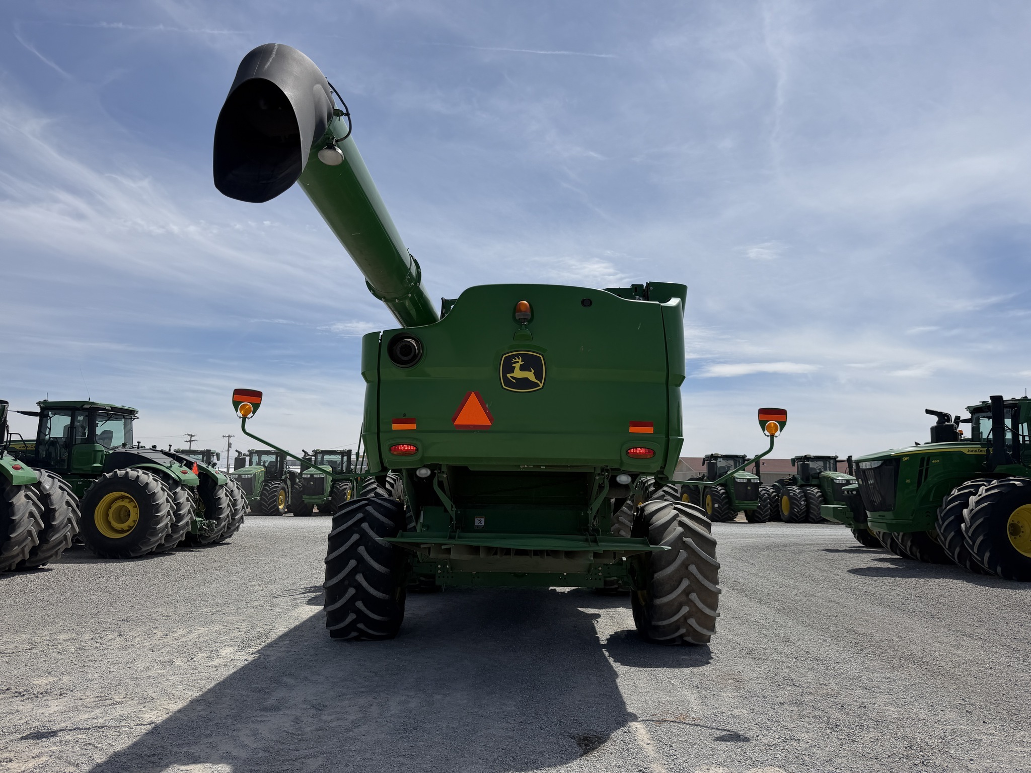 2015 John Deere S670 Combine