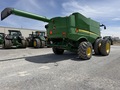 2015 John Deere S670 Combine