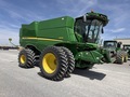 2015 John Deere S670 Combine
