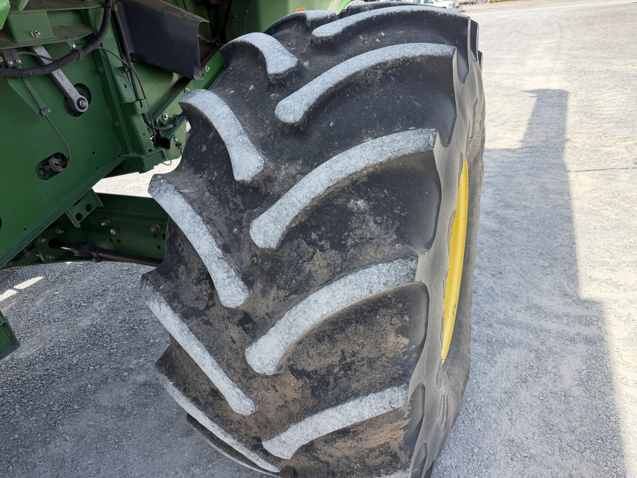 2015 John Deere S670 Combine
