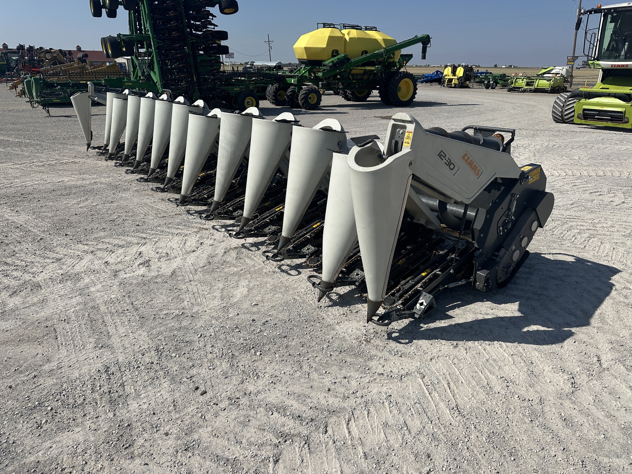 2022 Claas 12-30 Corn Head