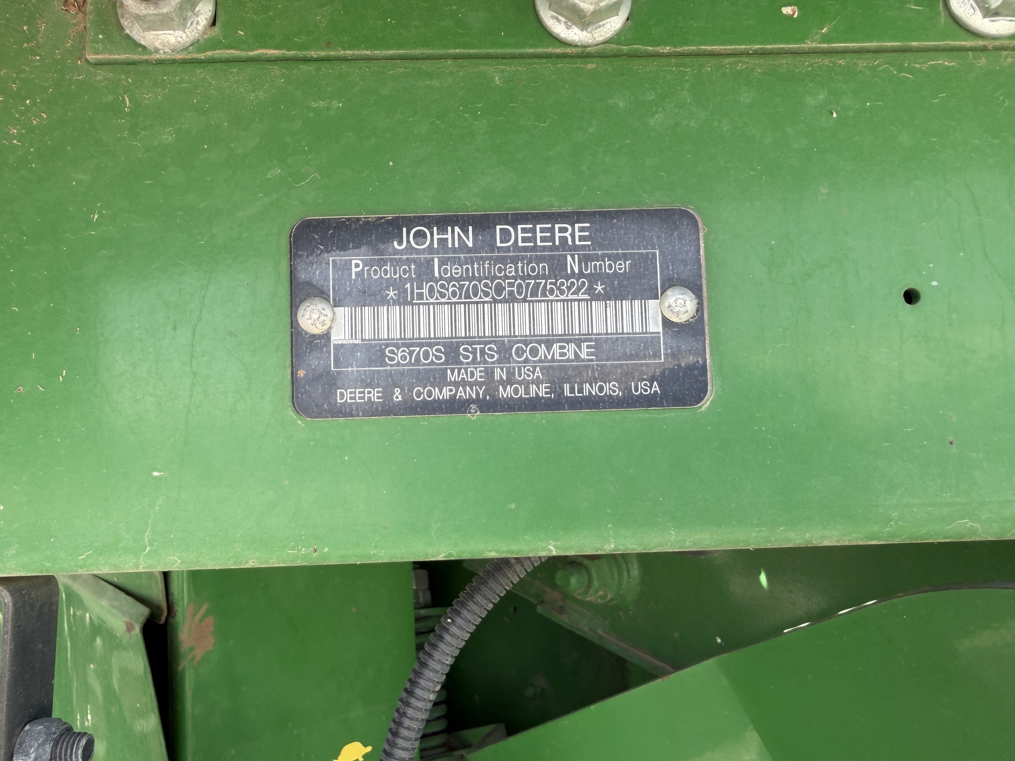 2015 John Deere S670 Combine