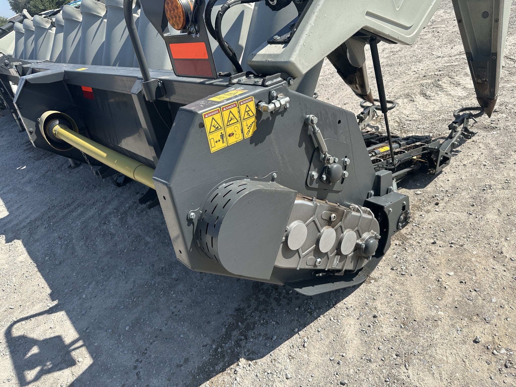 2022 Claas 12-30 Corn Head