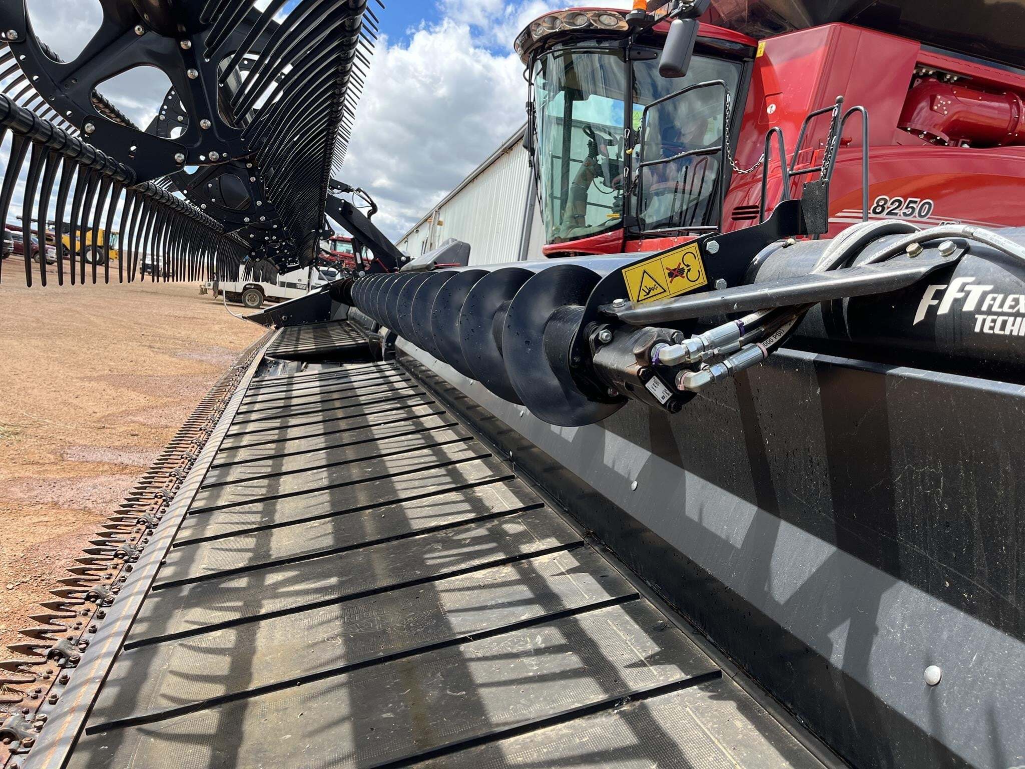 2019 MacDon FD145 Platform