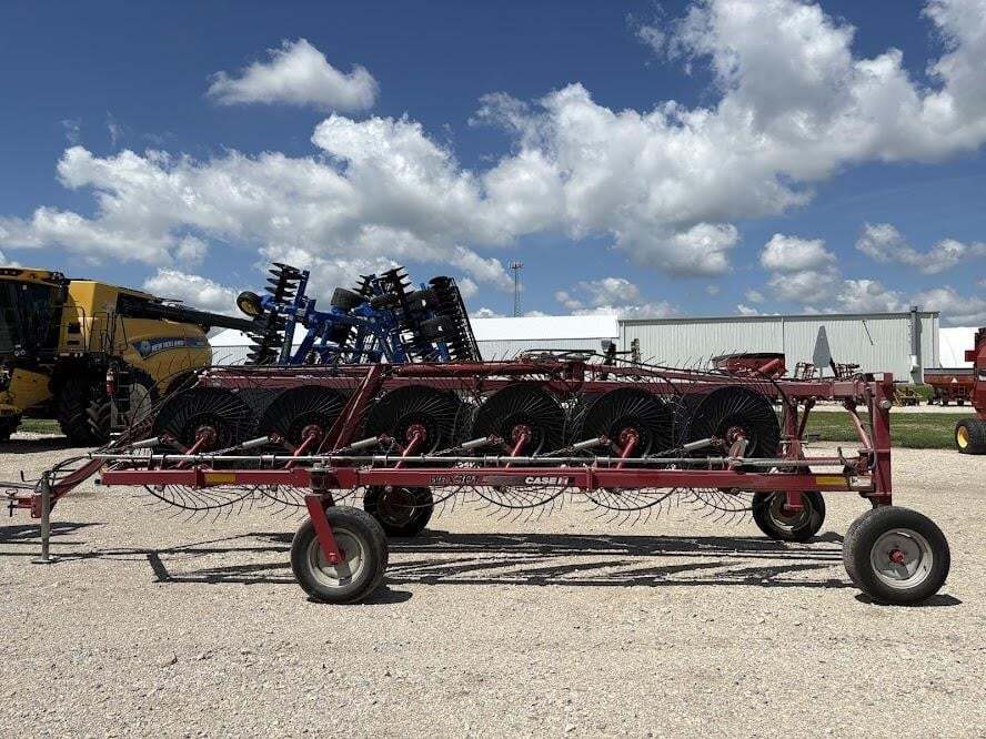 2006 Case IH WRX301 Rake