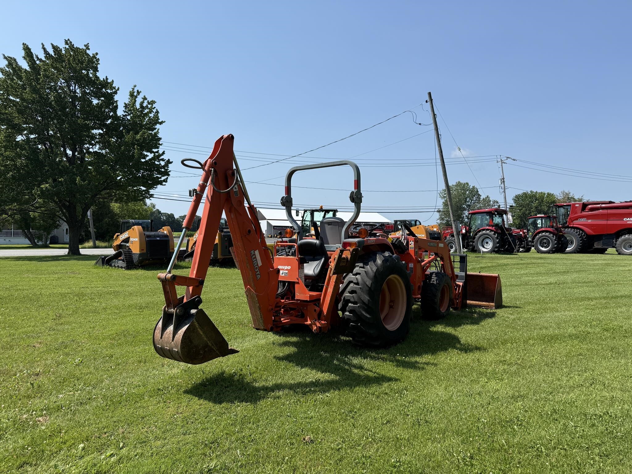  Kubota L3830GST Tractor