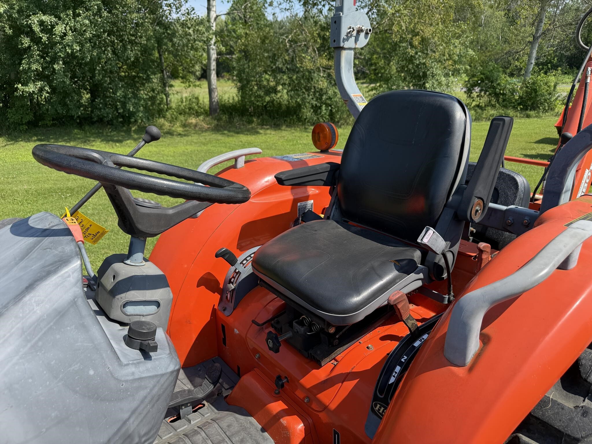  Kubota L3830GST Tractor