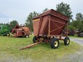  Sunflower 8020-750 Feed Wagon