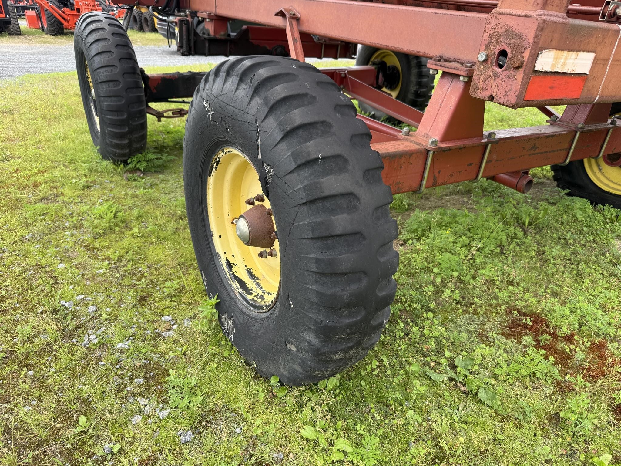  Sunflower 8020-750 Feed Wagon