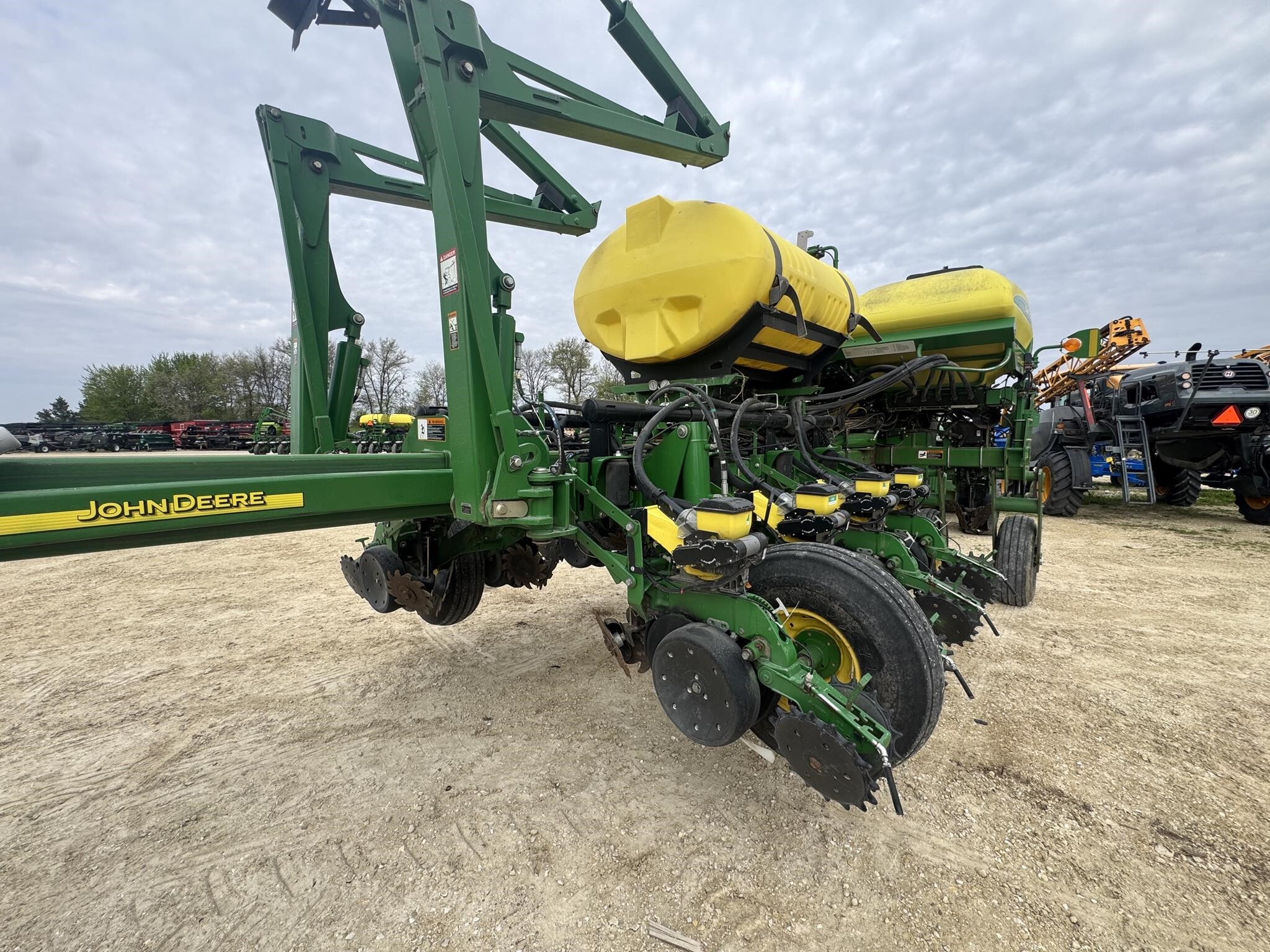 2014 John Deere 1770NT Planter