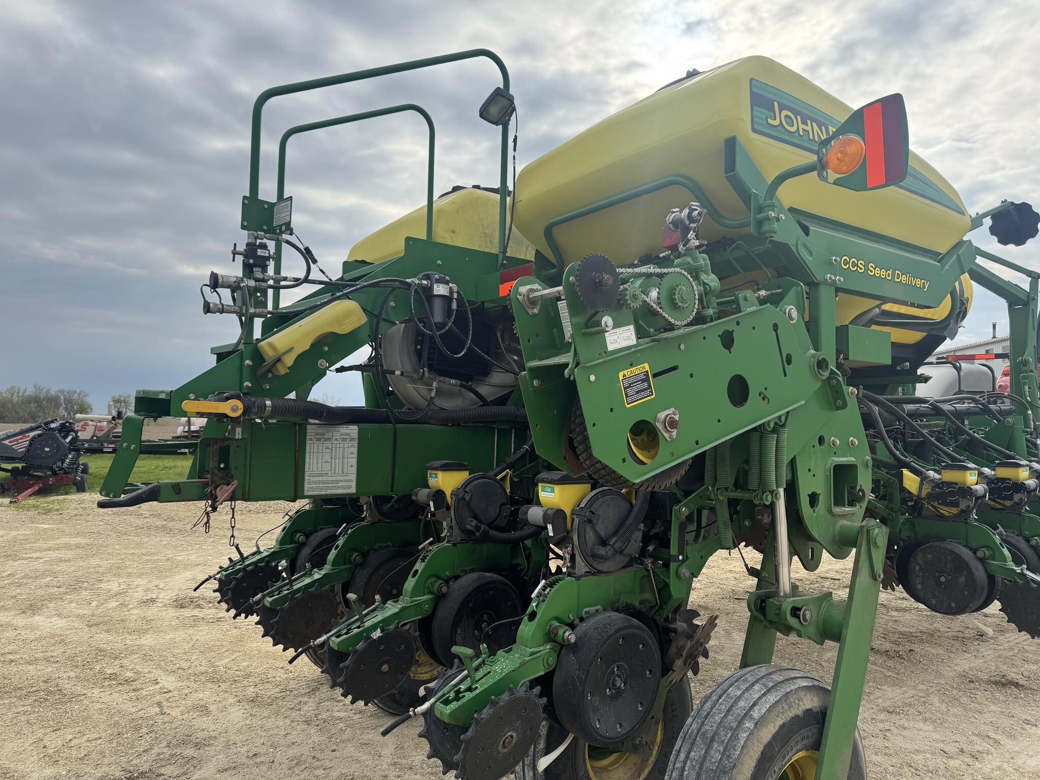 2014 John Deere 1770NT Planter