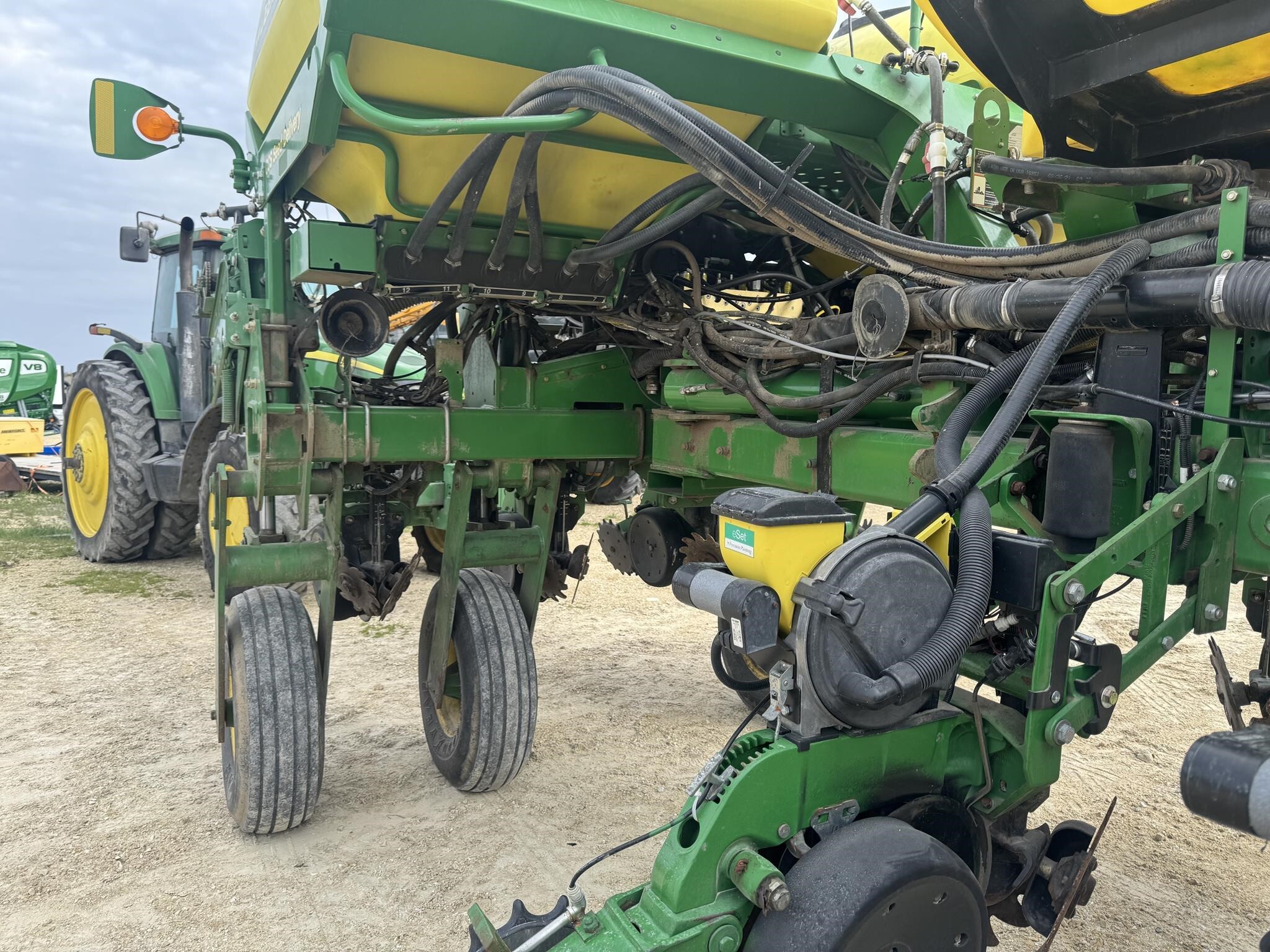 2014 John Deere 1770NT Planter