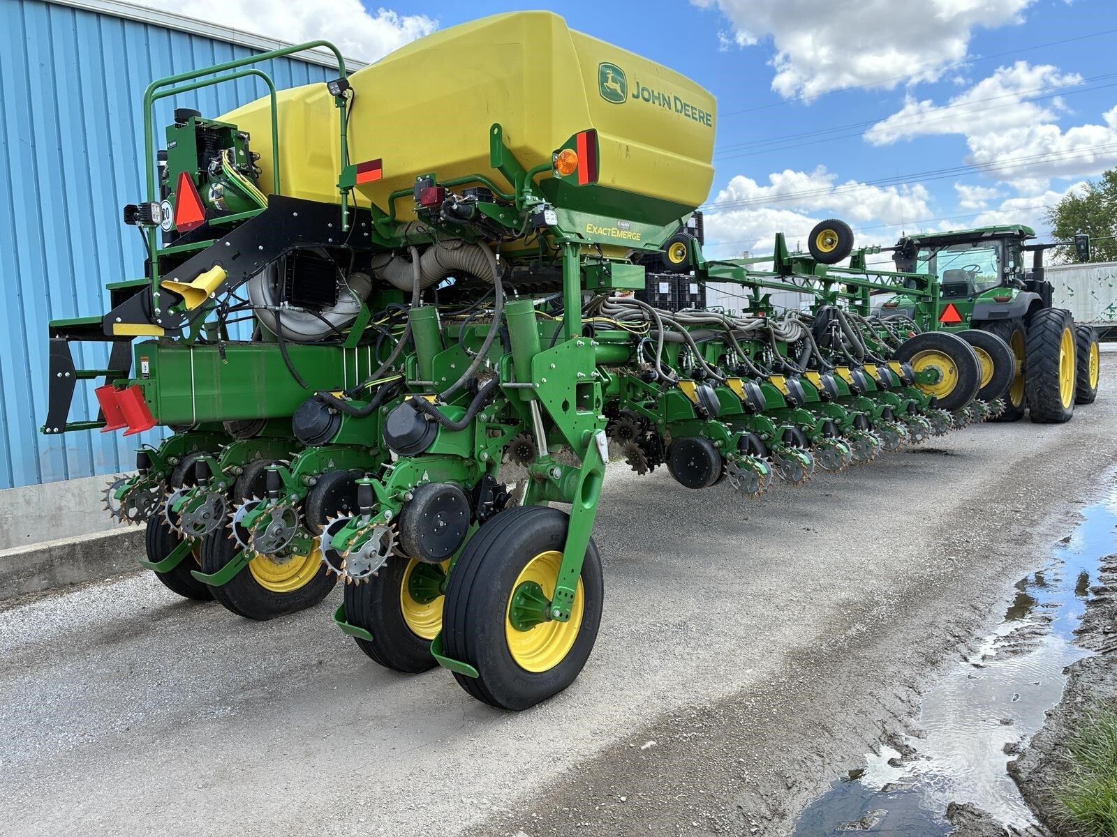 2024 John Deere 1775 Planter