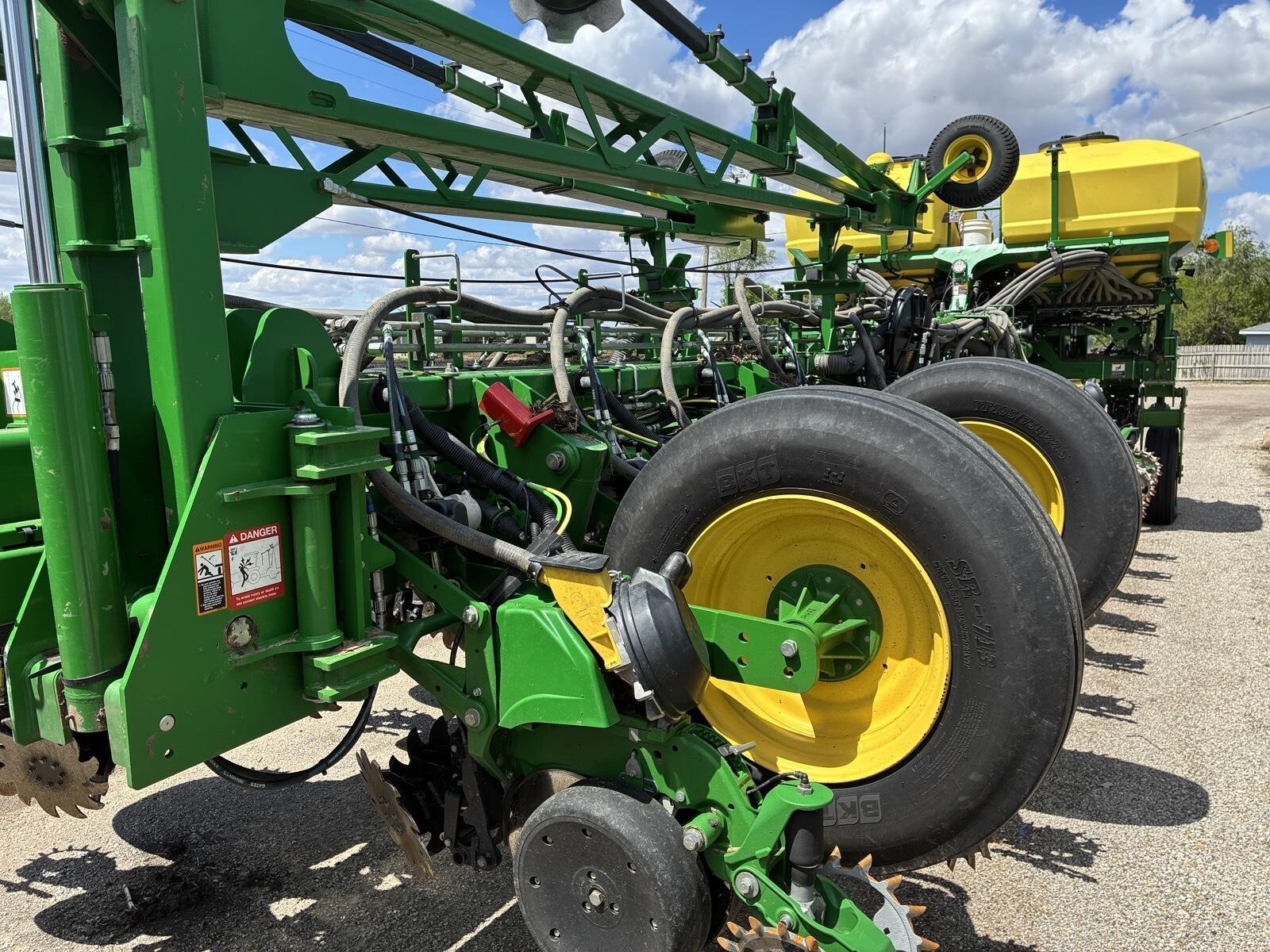 2024 John Deere 1775 Planter
