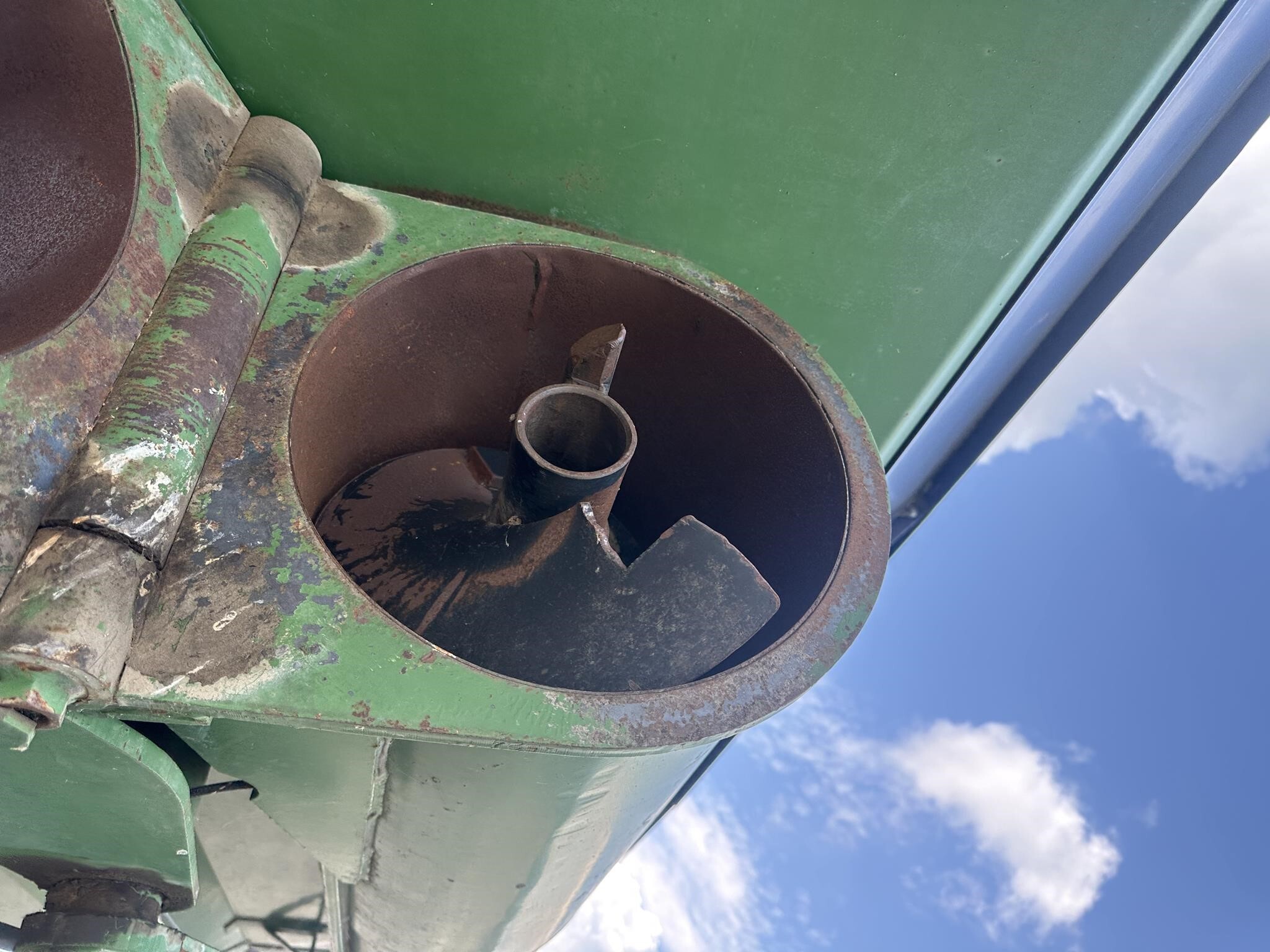 Brent 772 Grain Cart