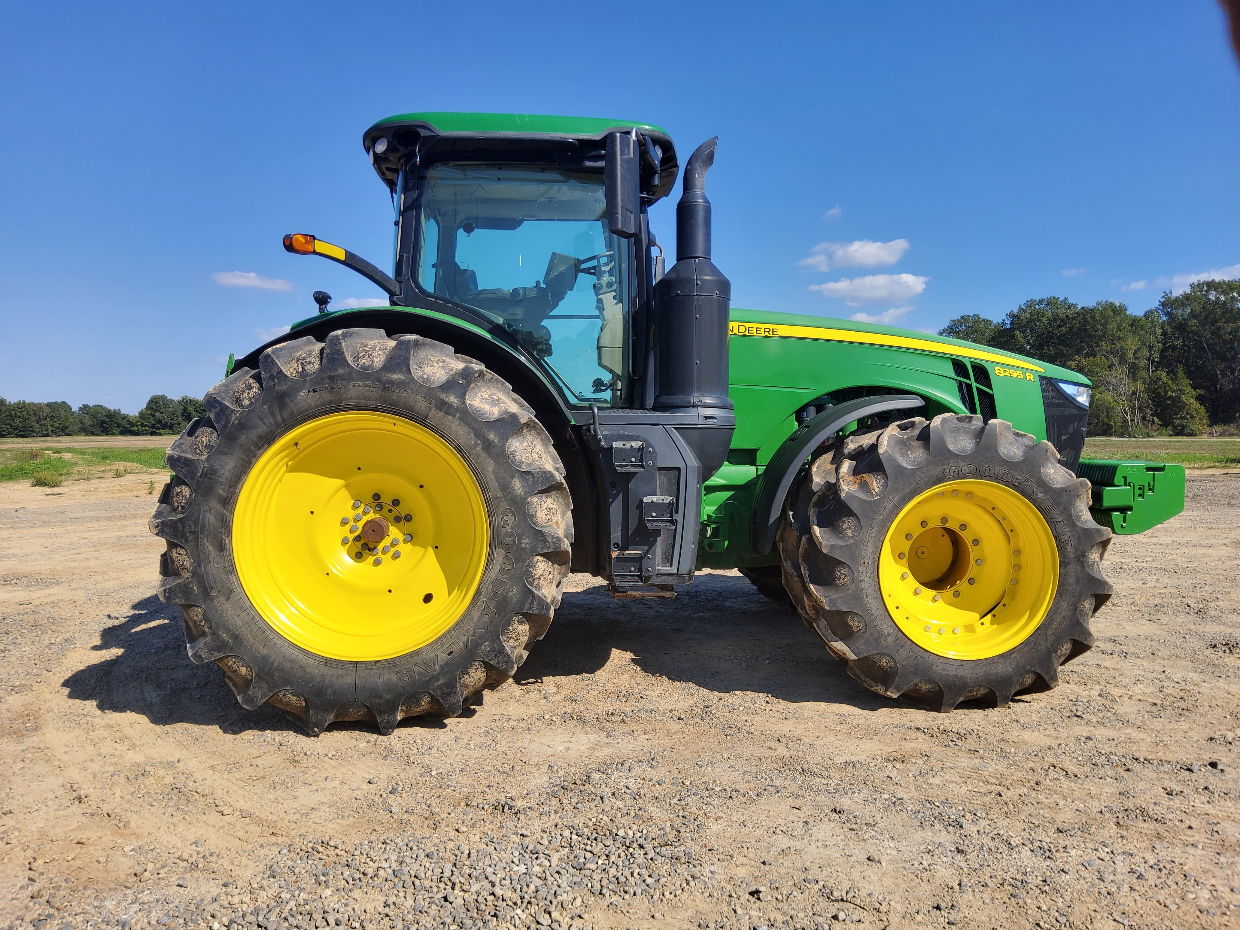 2018 John Deere 8295R Tractor