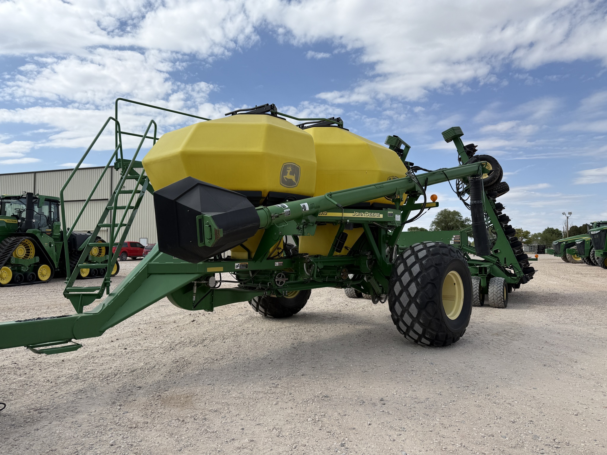 2004 John Deere 1890 Air Seeder