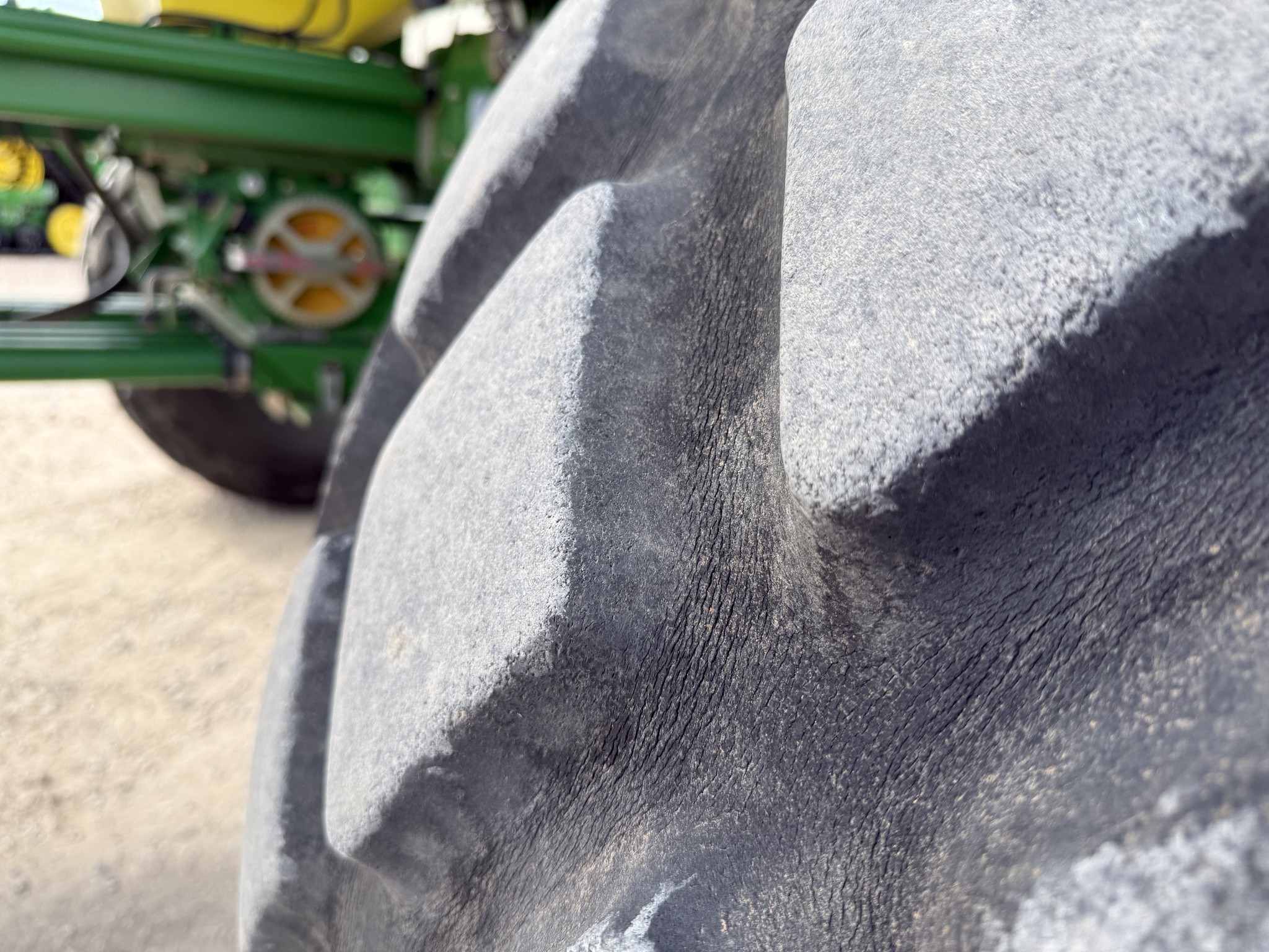 2004 John Deere 1890 Air Seeder