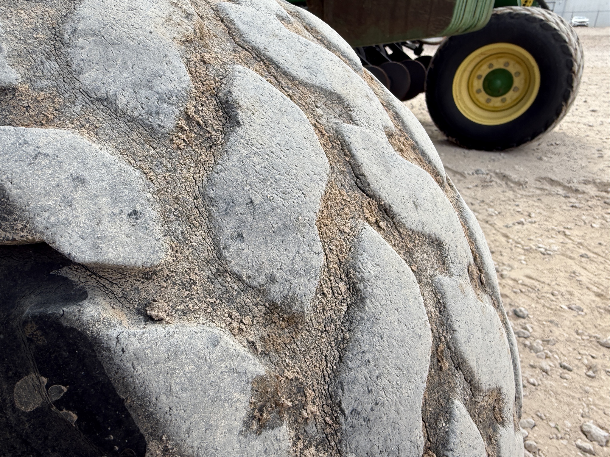2004 John Deere 1890 Air Seeder