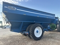 2004 Kinze 1050 Grain Cart