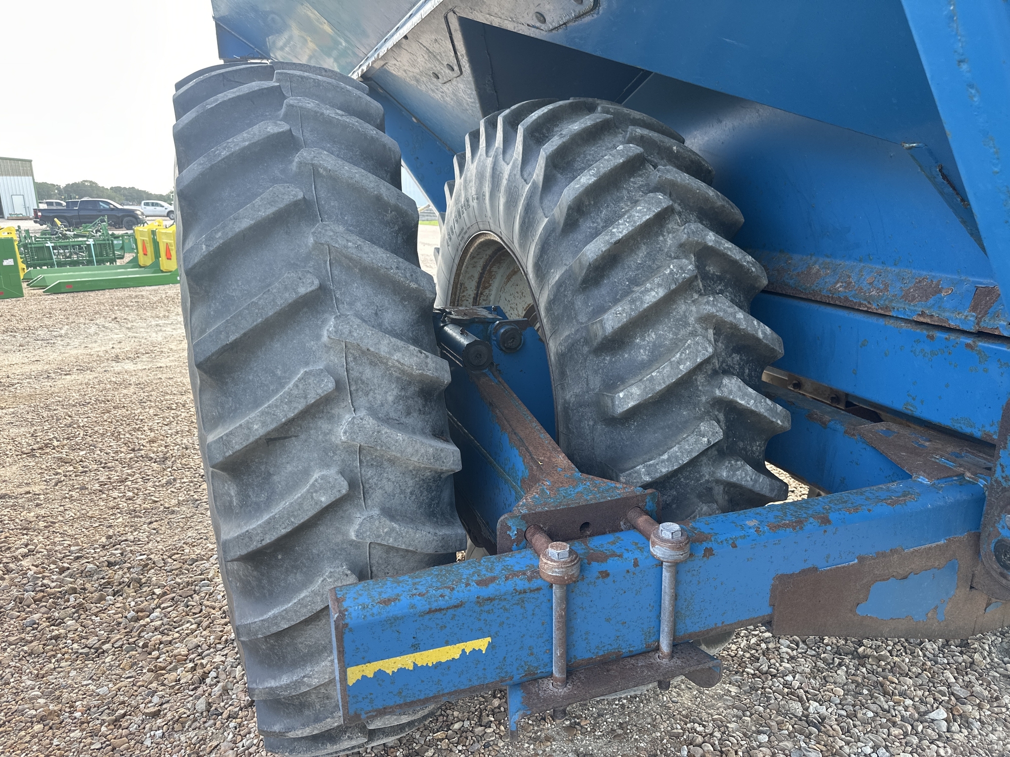 2004 Kinze 1050 Grain Cart
