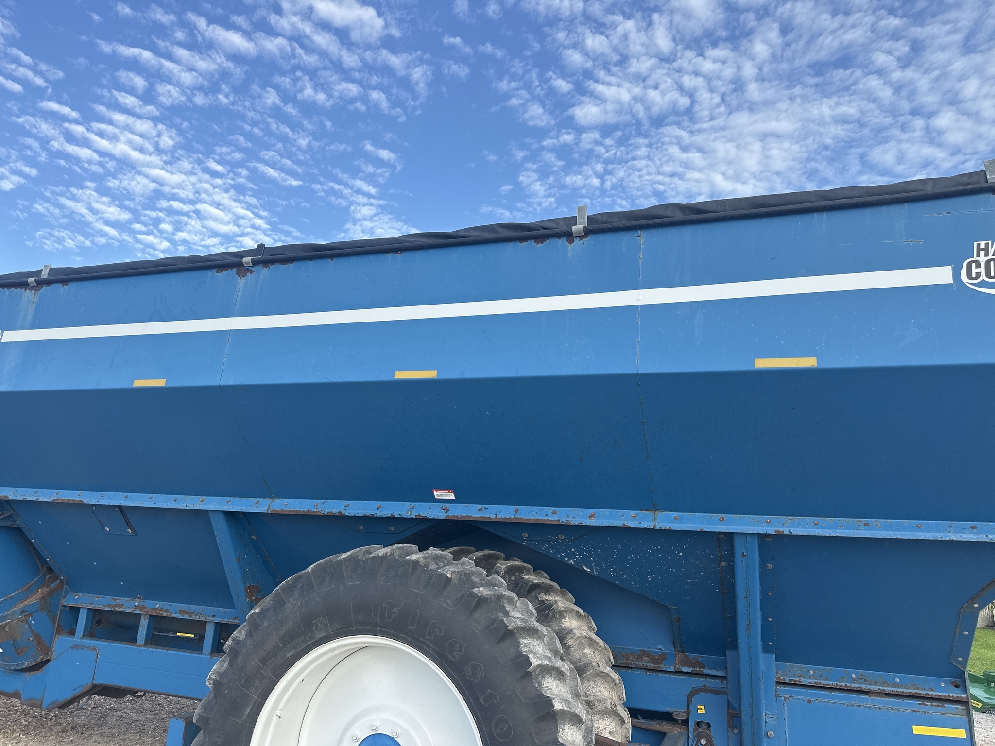 2004 Kinze 1050 Grain Cart