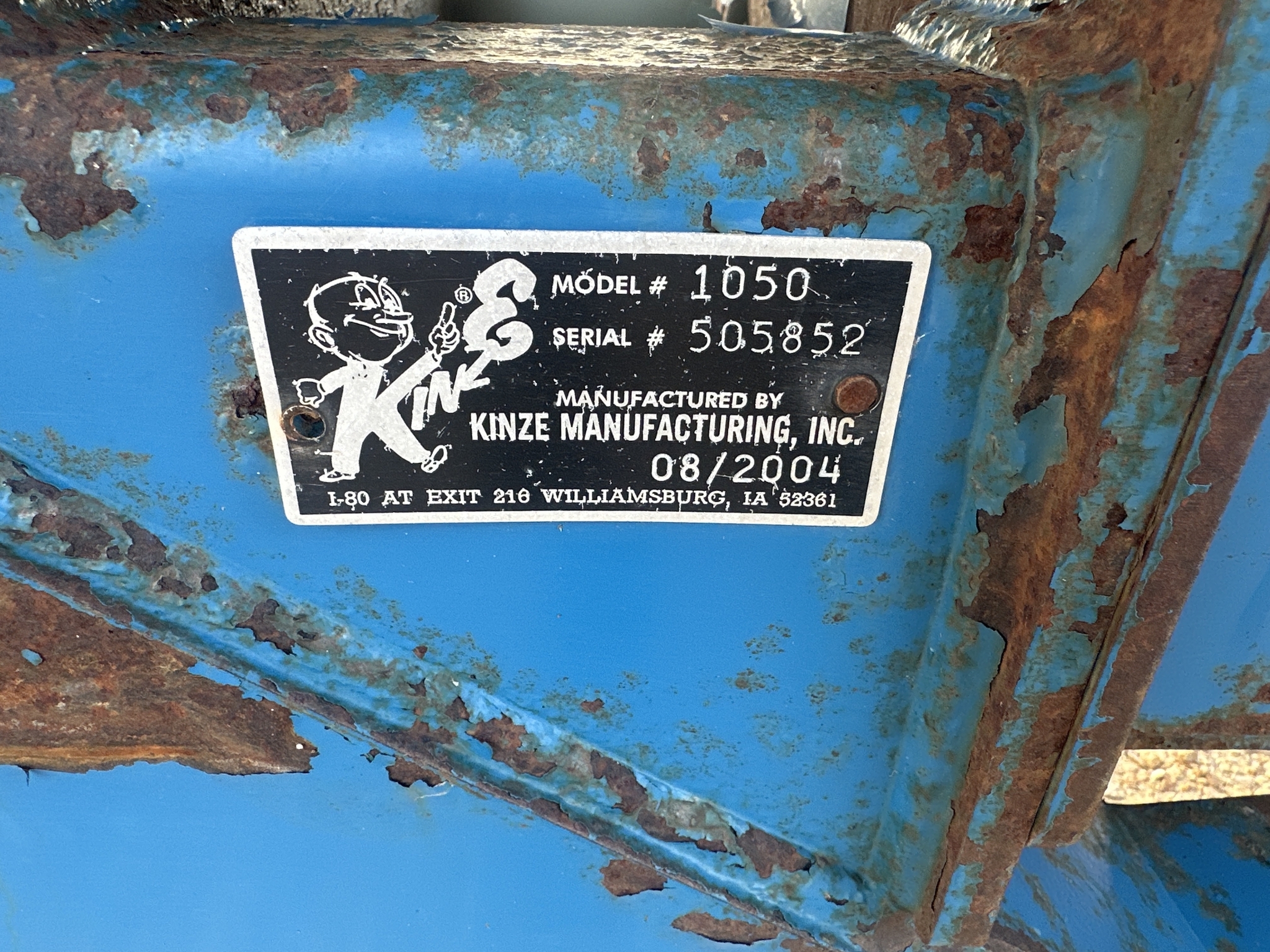 2004 Kinze 1050 Grain Cart