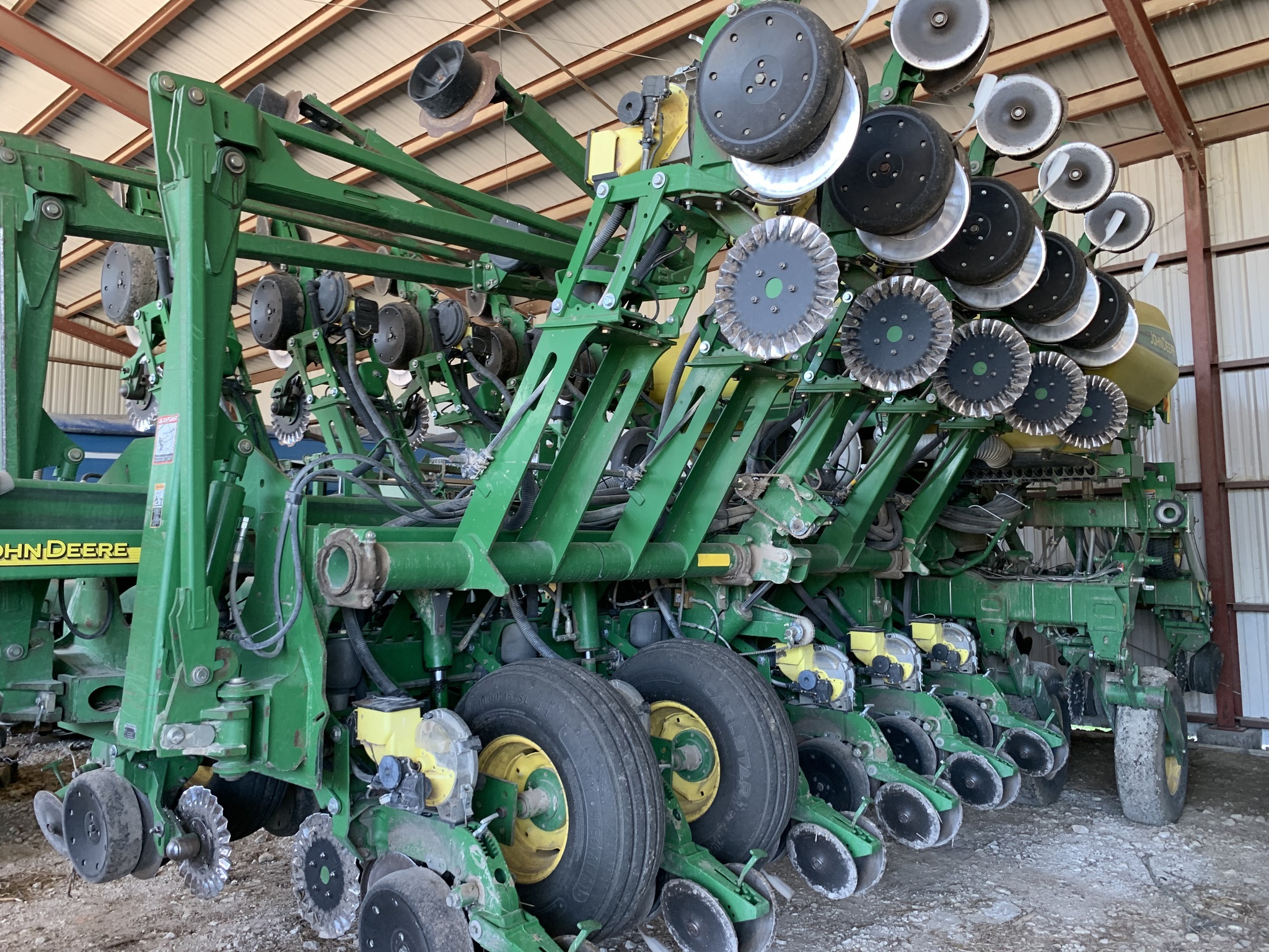 2010 John Deere 1790 Planter