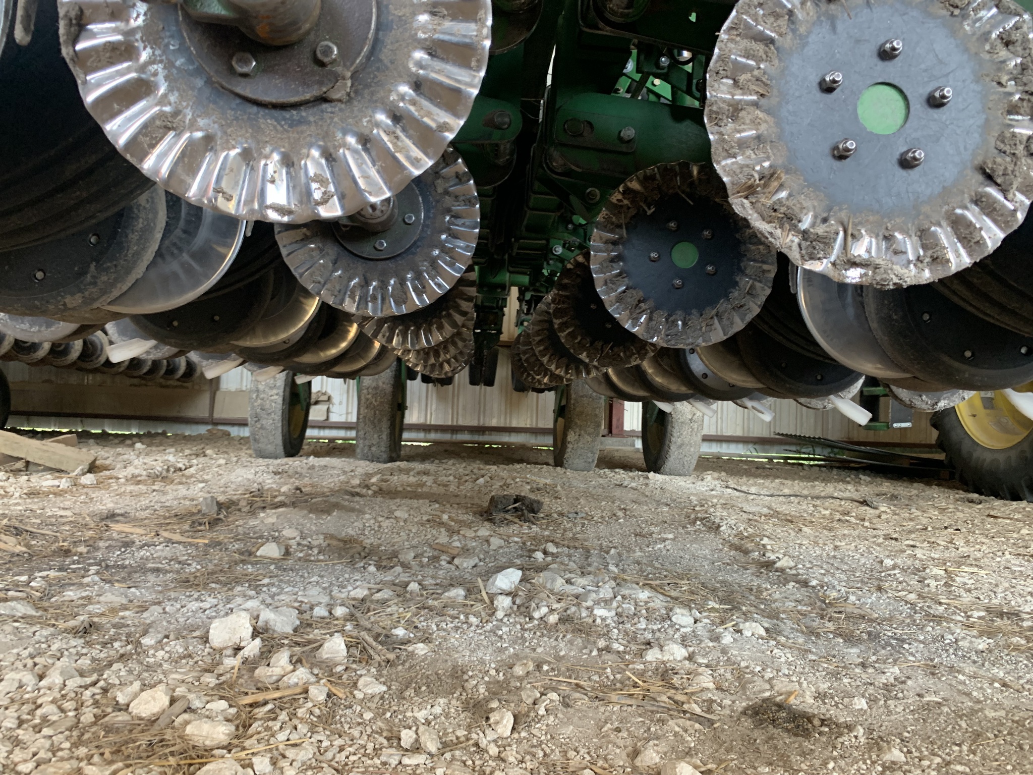 2010 John Deere 1790 Planter