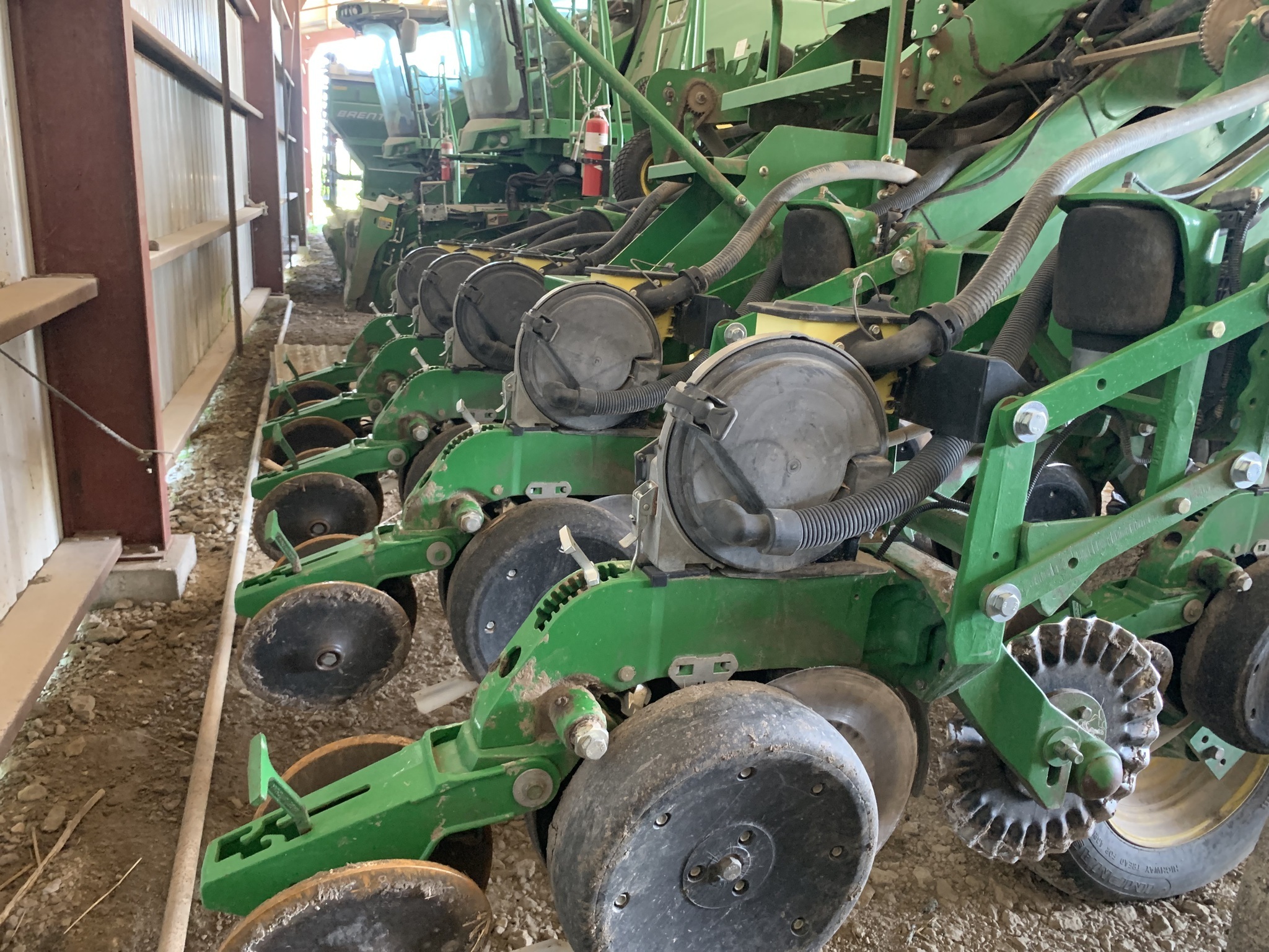 2010 John Deere 1790 Planter