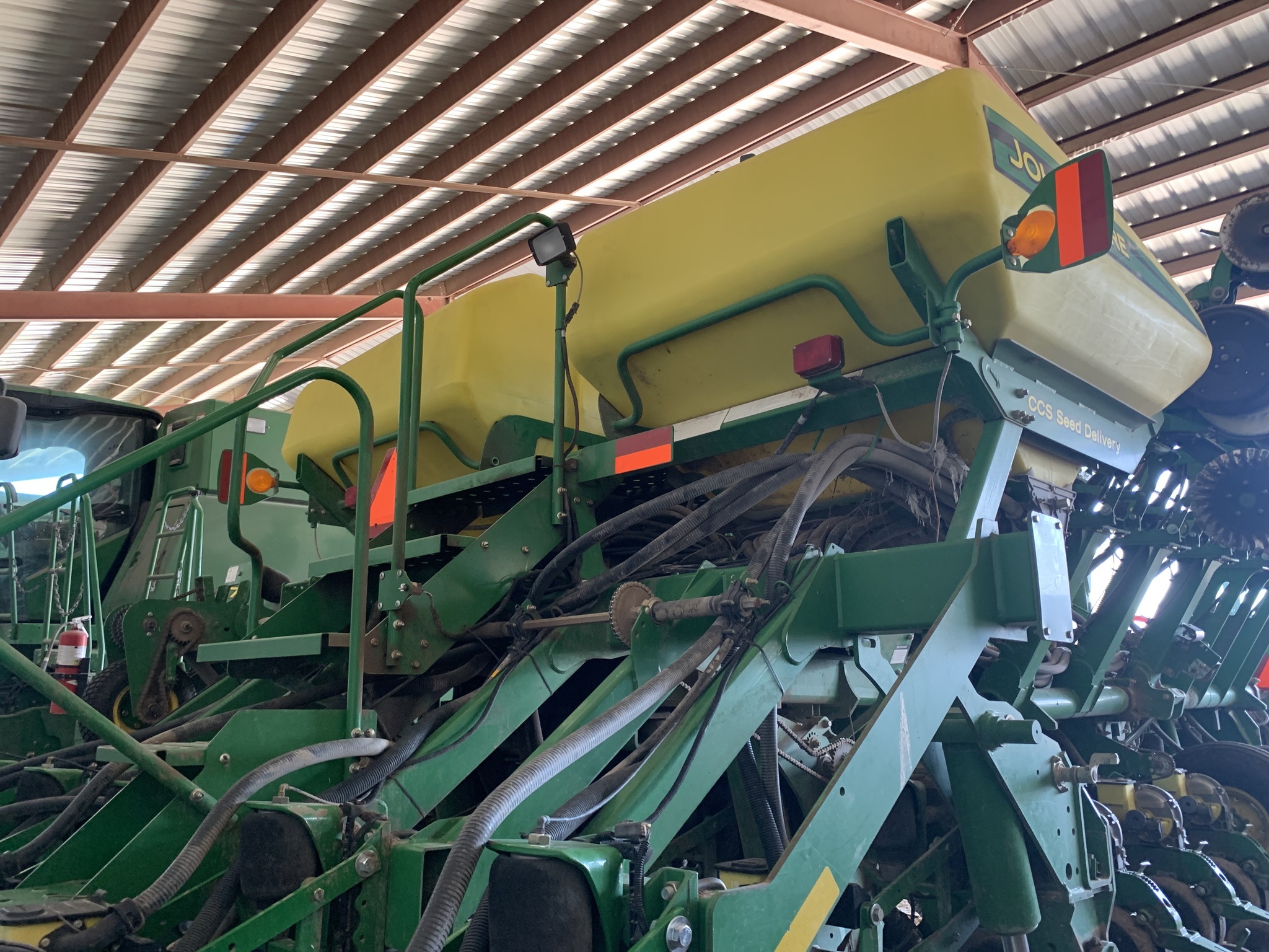 2010 John Deere 1790 Planter