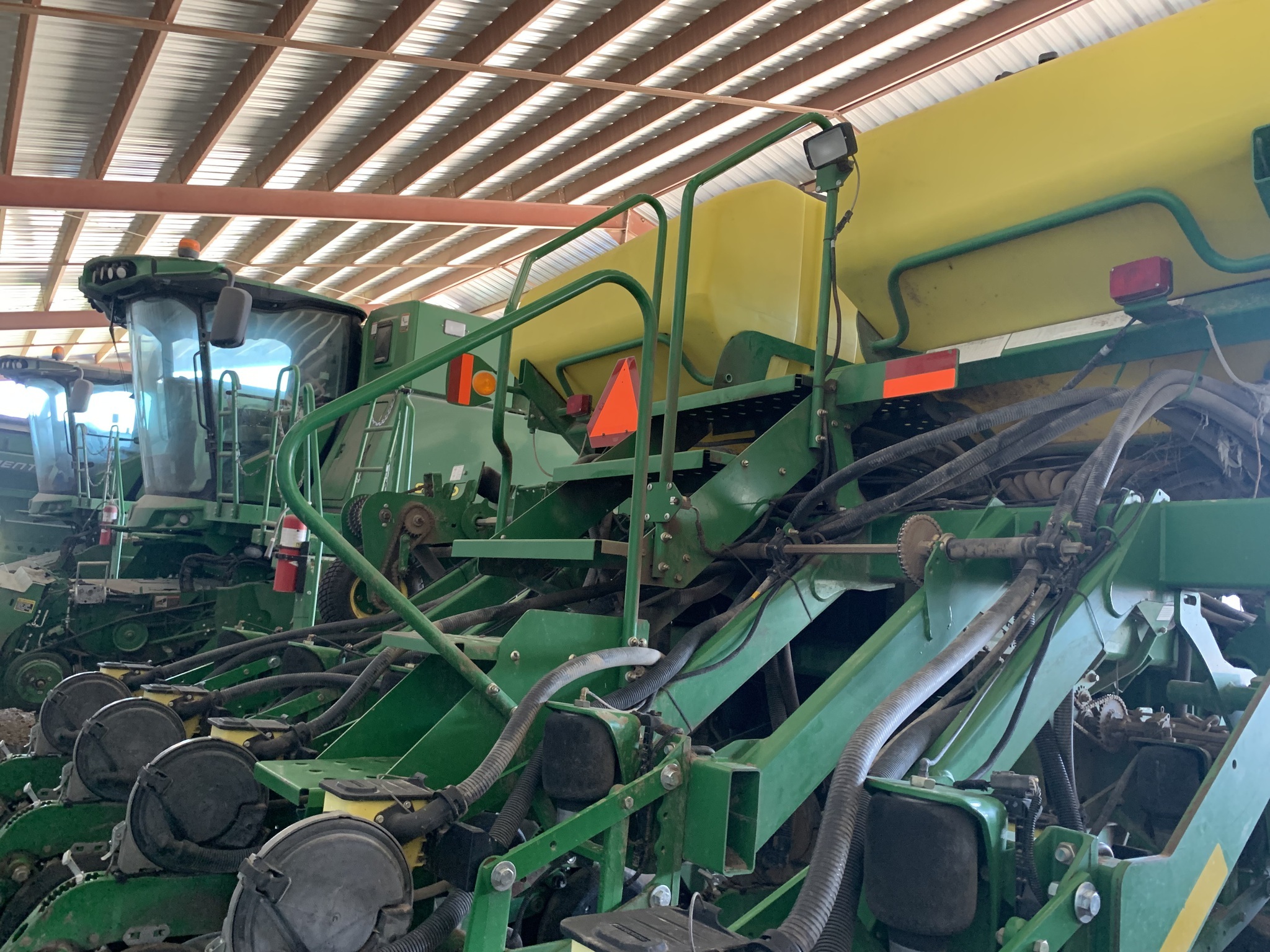 2010 John Deere 1790 Planter