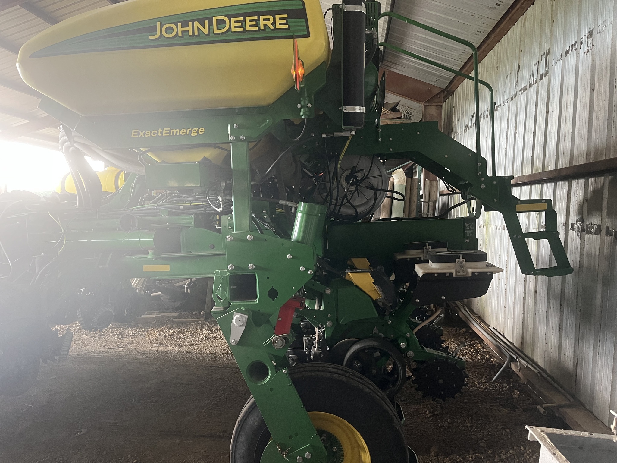 2021 John Deere 1775NT Planter