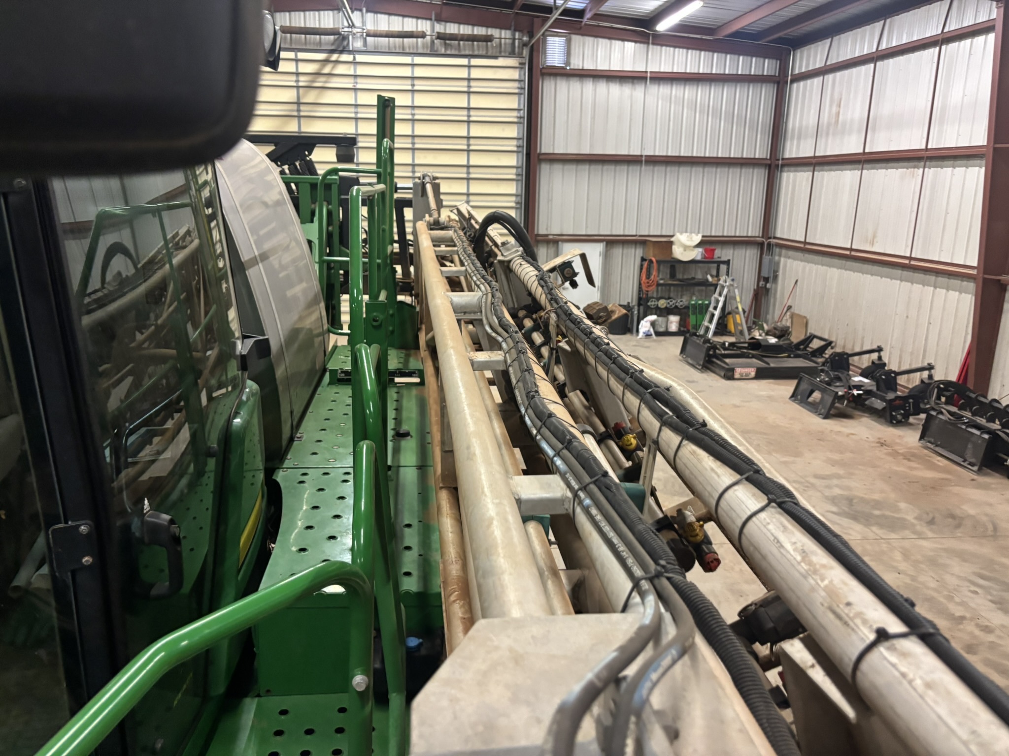 2012 John Deere 4830 Self-Propelled Sprayer