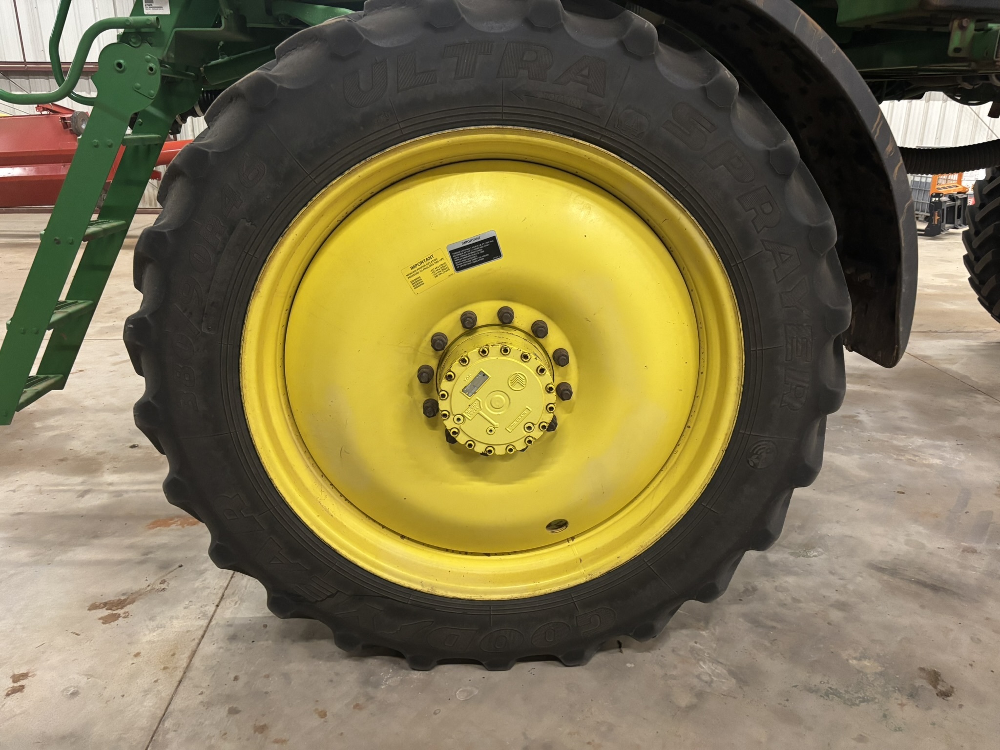 2012 John Deere 4830 Self-Propelled Sprayer