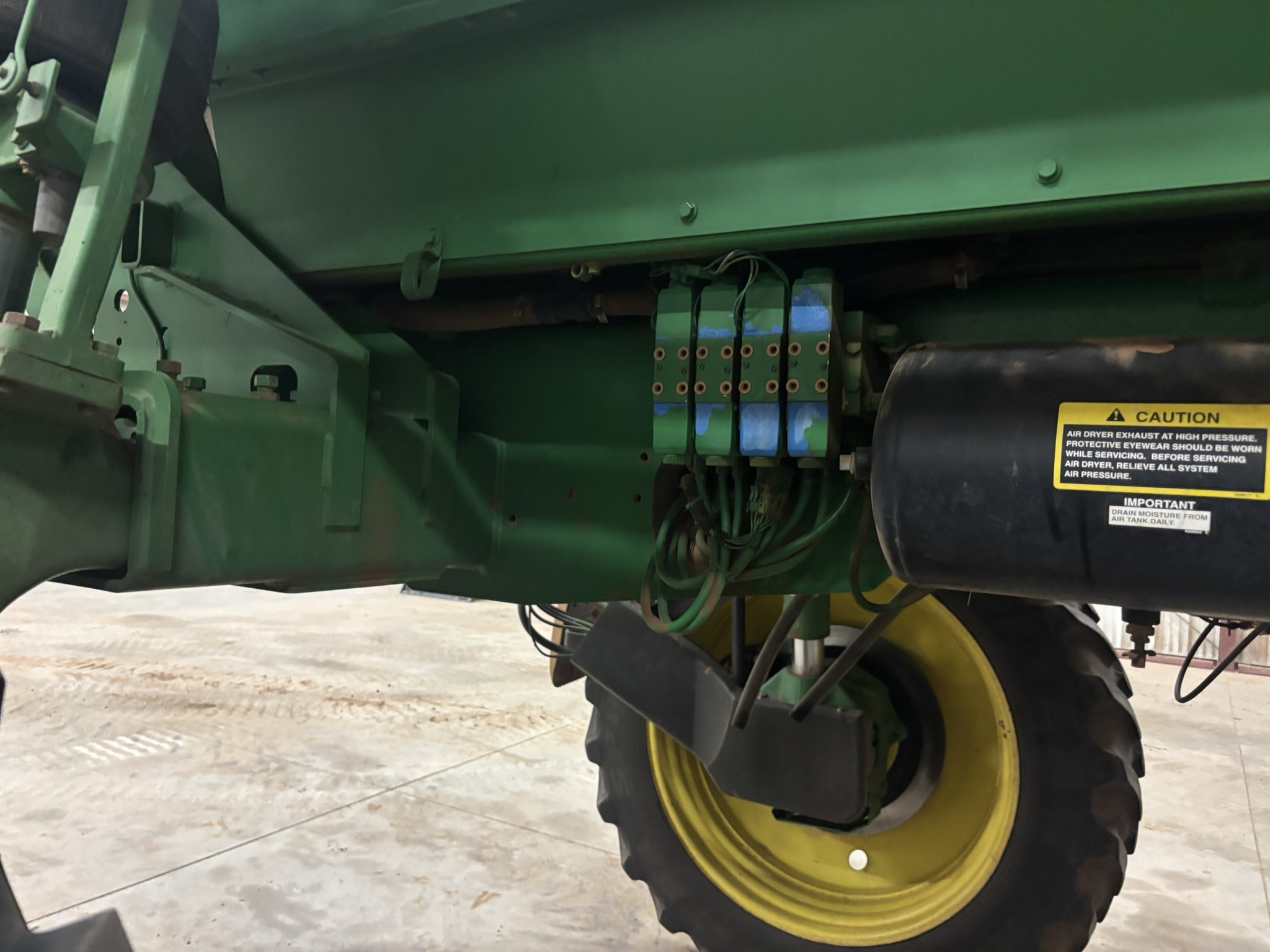 2012 John Deere 4830 Self-Propelled Sprayer