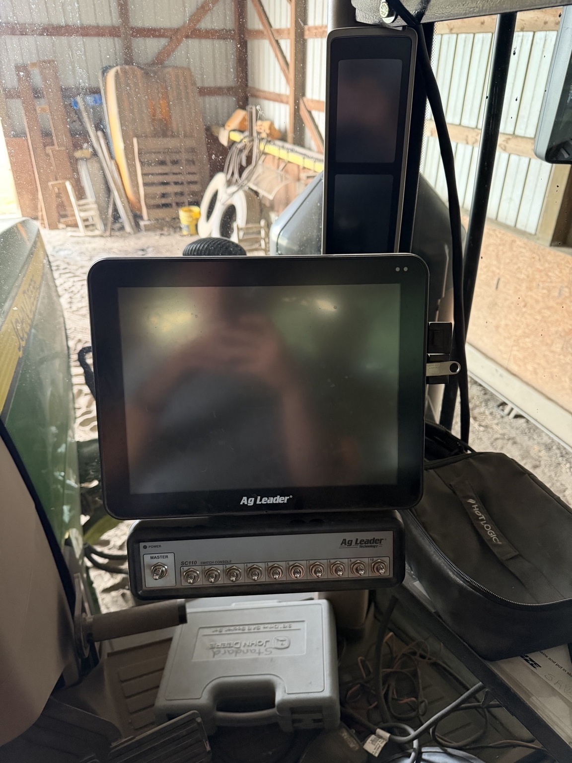 2019 Kinze 3660 Planter