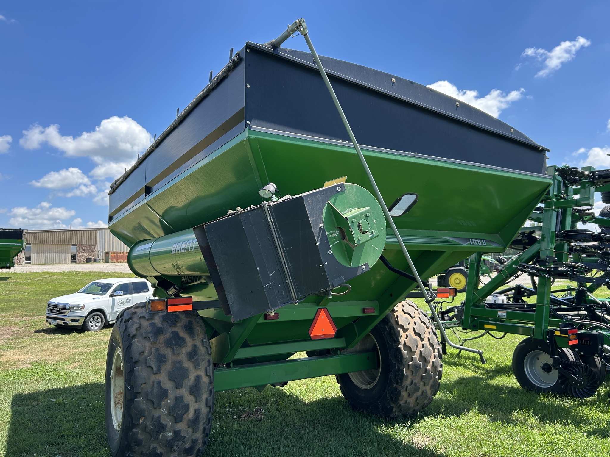 2006 Brent 1080 Grain Cart