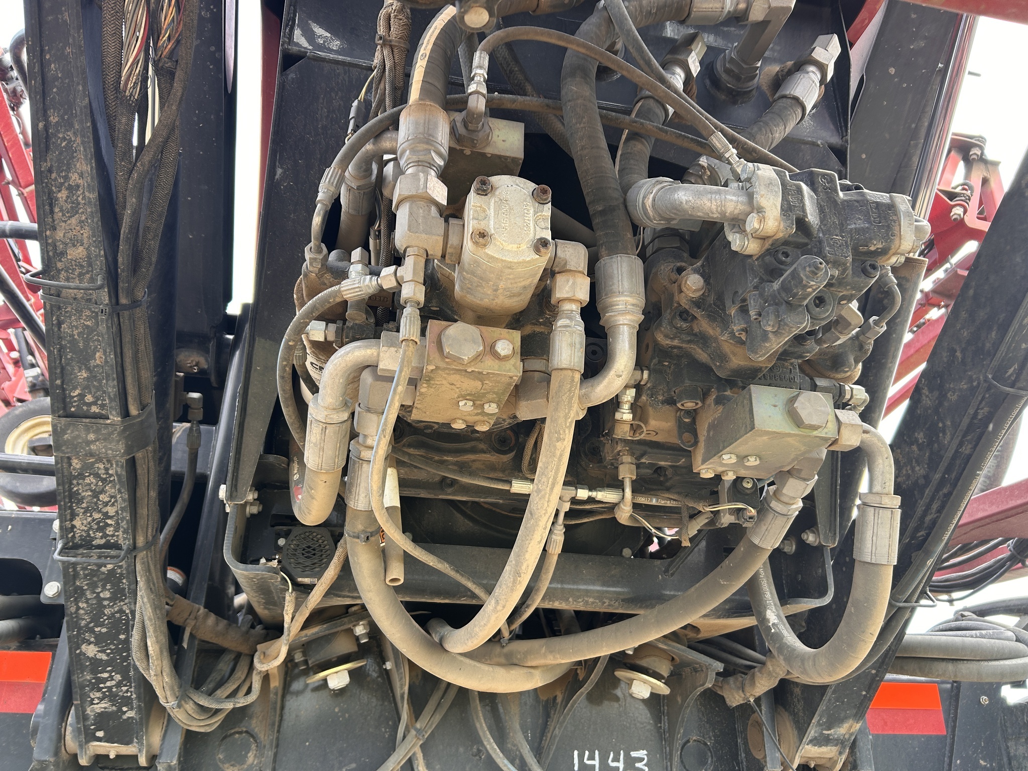 2015 Case IH Patriot 4440 Self-Propelled Sprayer