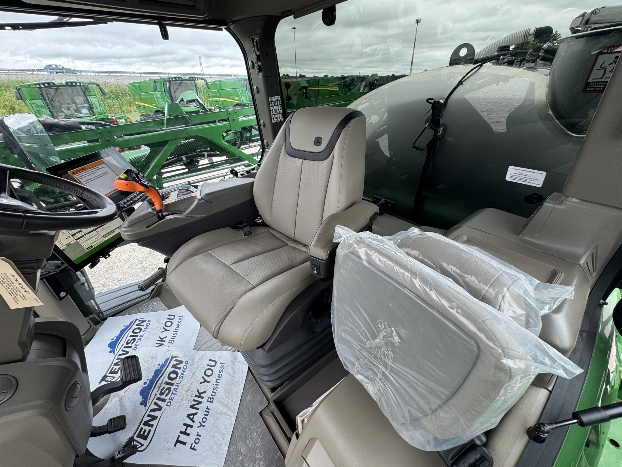 2025 John Deere 410R Self-Propelled Sprayer