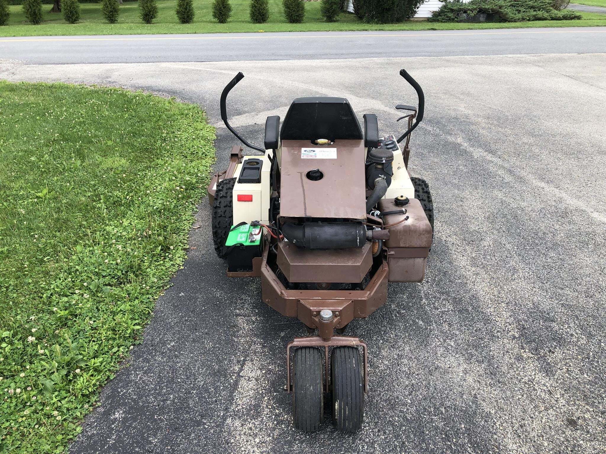 1995 Grasshopper 721D Lawn Mower