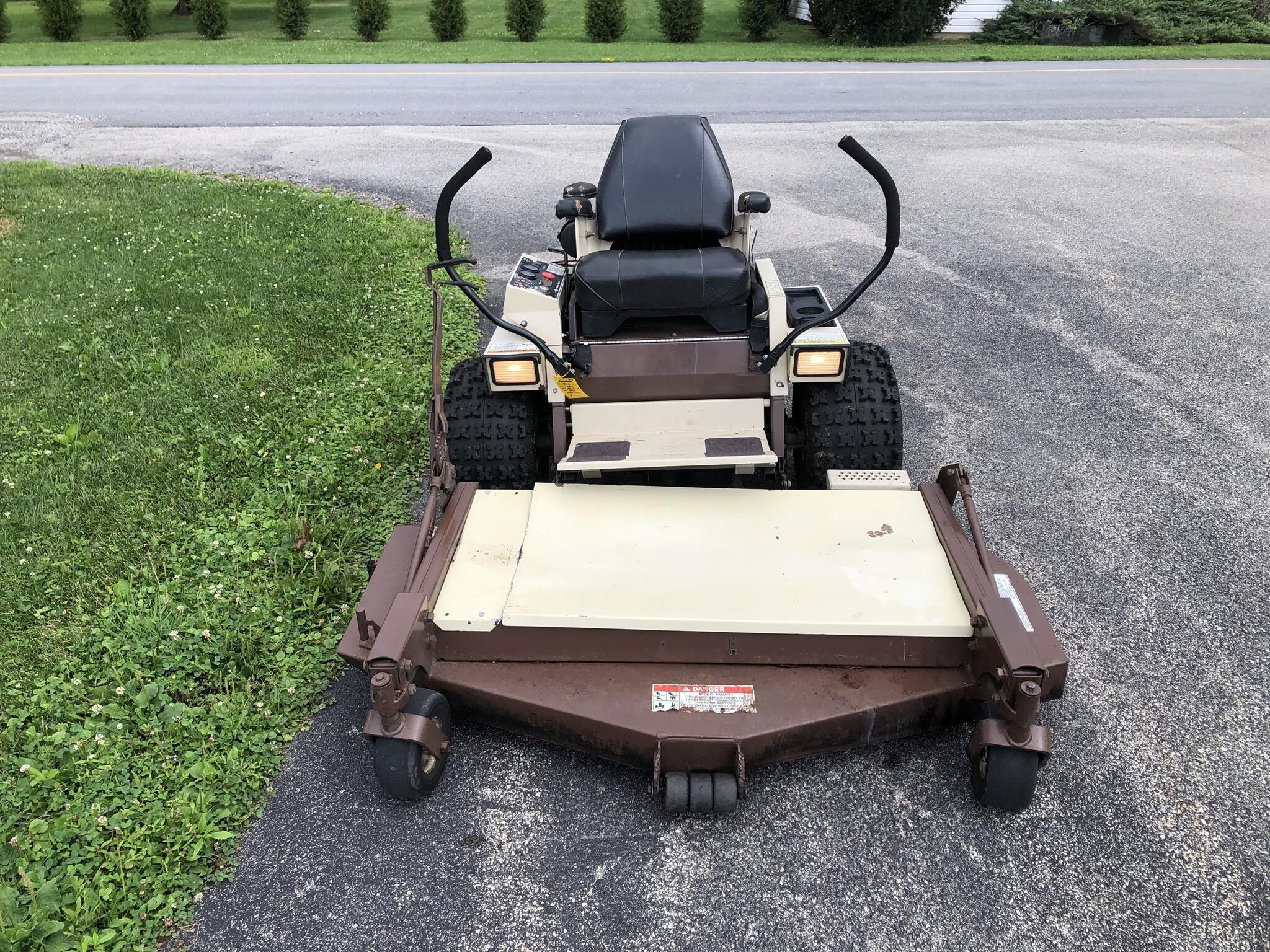 1995 Grasshopper 721D Lawn Mower