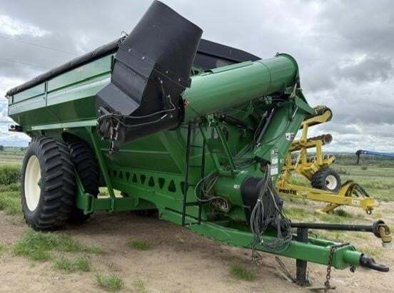 2013 Brent 1196 Grain Cart