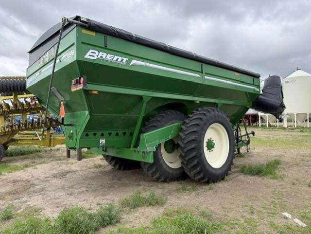 2013 Brent 1196 Grain Cart