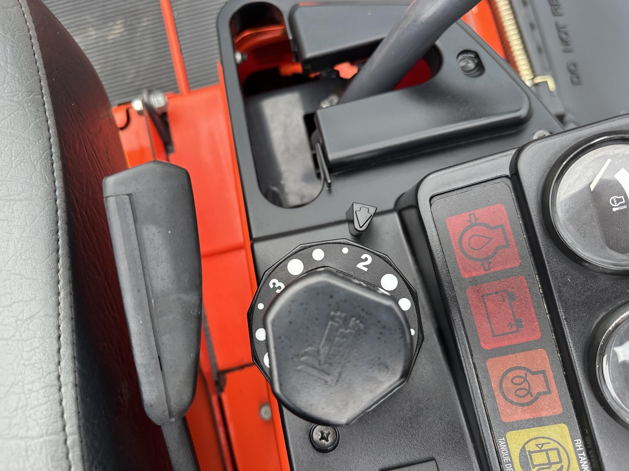 2014 Kubota ZD331 Lawn Mower