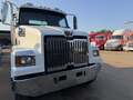 2014 Western Star 4700 Semi Trucks/Trailer