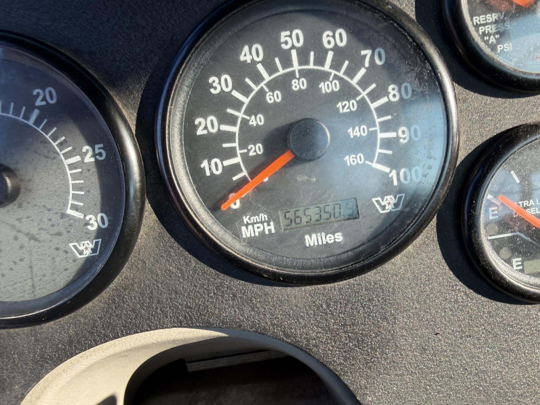 2014 Western Star 4700 Semi Trucks/Trailer